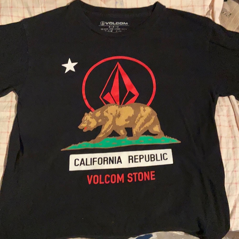 Black “California Republic” Volcom Shirt